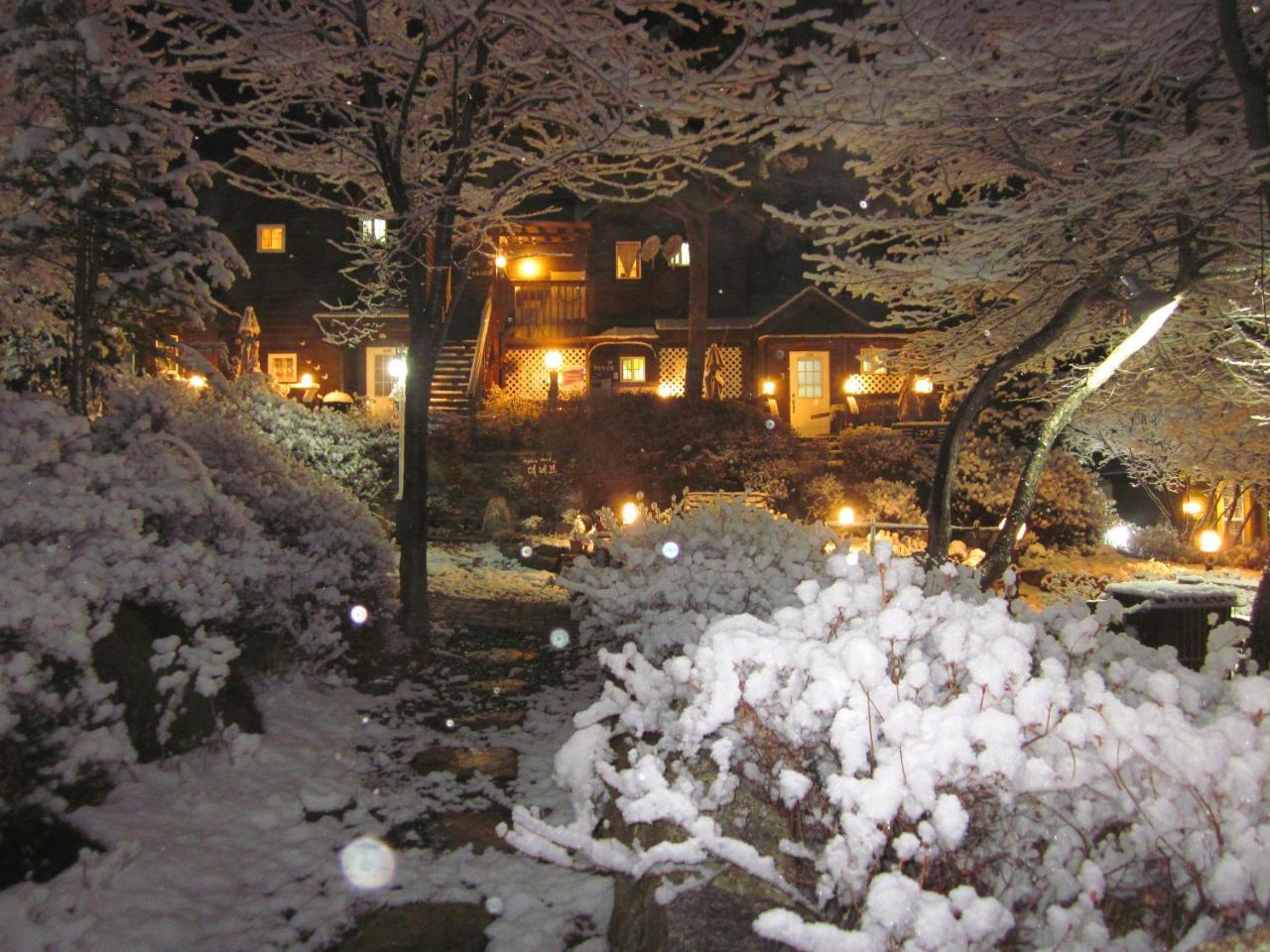 Mayfair Deneb Pension Pyeongchang Eksteriør billede